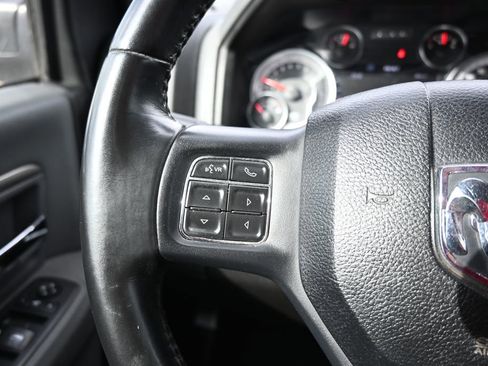 Used 2019 RAM 1500 Lone Star image 7