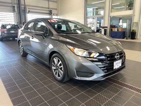 Certified 2023 Nissan Versa SV image 1