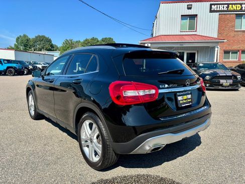 Used 2018 Mercedes-Benz GLA 250 4MATIC image 6