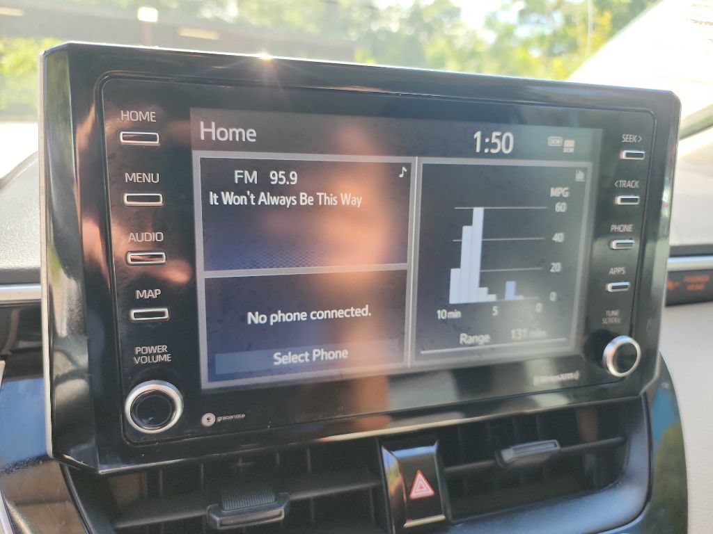 Used 2021 Toyota Corolla LE FWD image 22