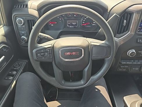 Used 2024 GMC Sierra 2500 Pro AWD/4WD image 17