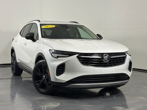 Used 2023 Buick Envision Essence w/ Sport Touring Package FWD image 2