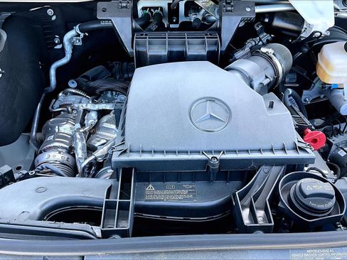 New 2025 Mercedes-Benz Sprinter 2500 image 17