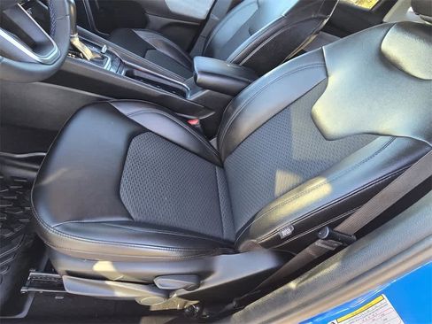 Used 2022 Jeep Compass Latitude image 11