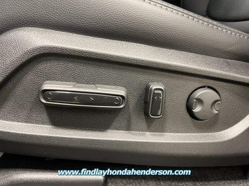 Used 2026 Honda Pilot Touring image 14