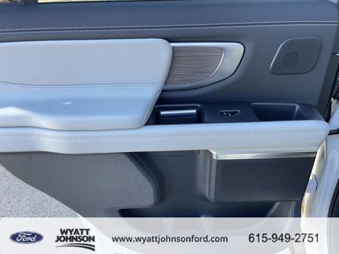 New 2025 Ford Expedition Platinum w/ Platinum Ultimate Package AWD/4WD image 21