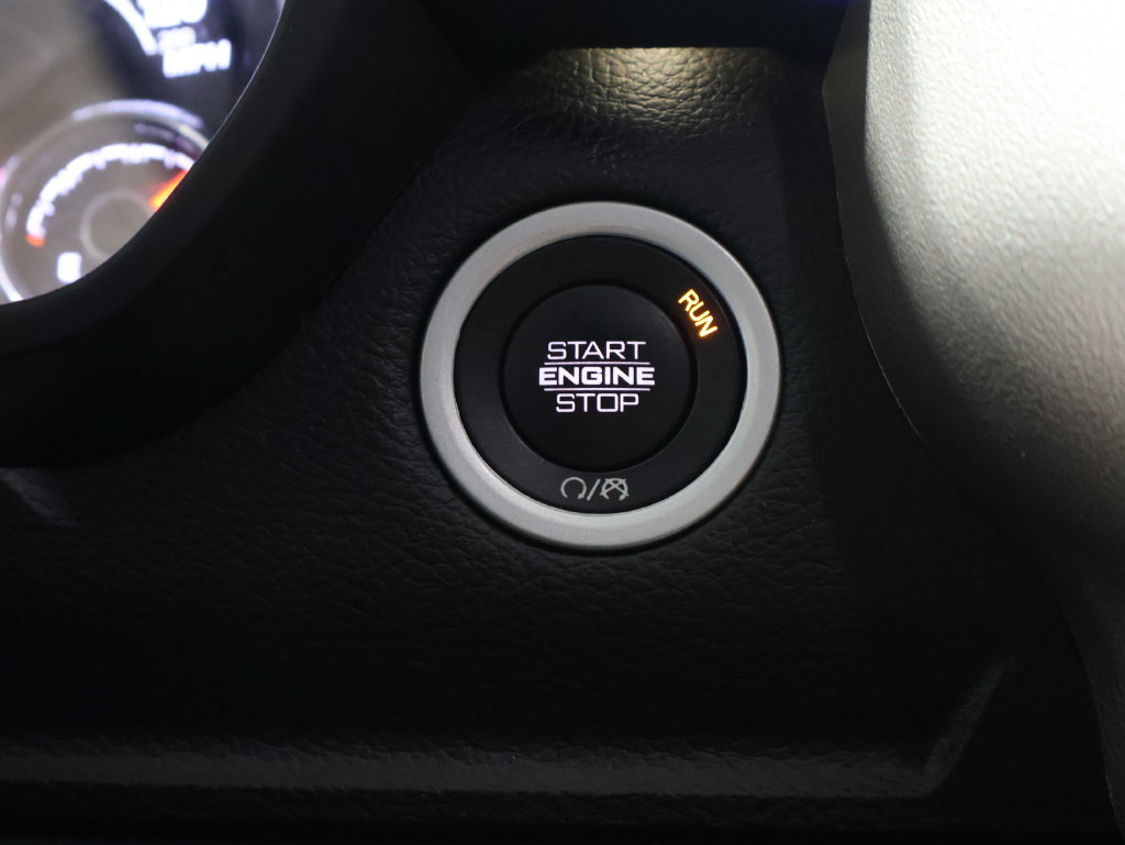 Used 2019 RAM 1500 Laramie AWD/4WD image 25