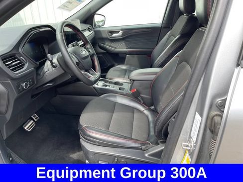 Used 2024 Ford Escape ST-Line w/ Tech Pack #1 AWD/4WD image 9