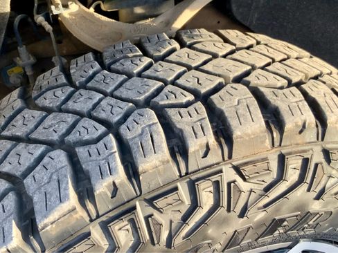 Certified 2025 Chevrolet Silverado 1500 ZR2 image 23