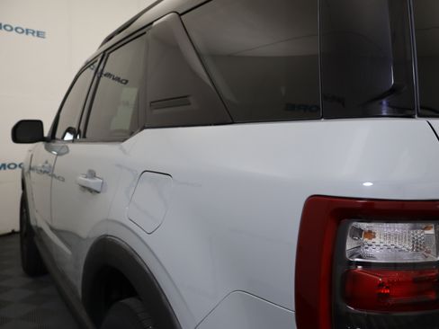 Used 2022 Ford Bronco Sport Outer Banks w/ Tech Package AWD/4WD image 11