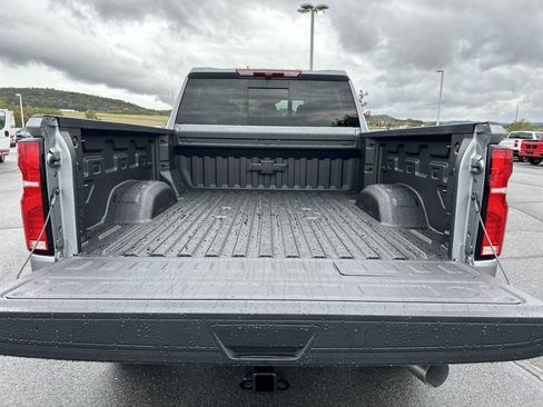New 2026 Chevrolet Silverado 2500 LT w/ Trail Boss Package image 9