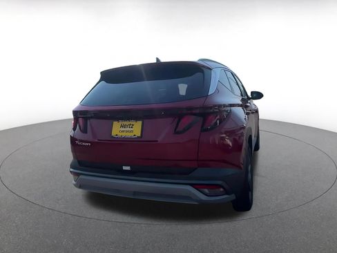 Used 2025 Hyundai Tucson SEL FWD image 12