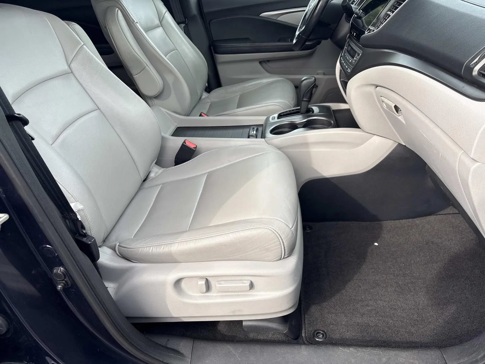 Used 2019 Honda Pilot EX-L image 25