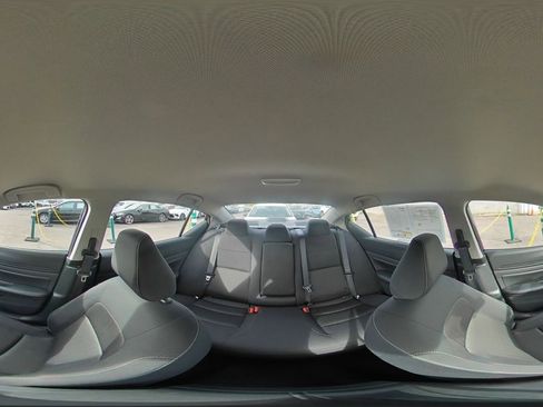 Used 2025 Nissan Altima 2.5 SV image 42