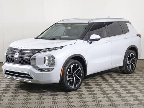 Used 2022 Mitsubishi Outlander SEL FWD image 10