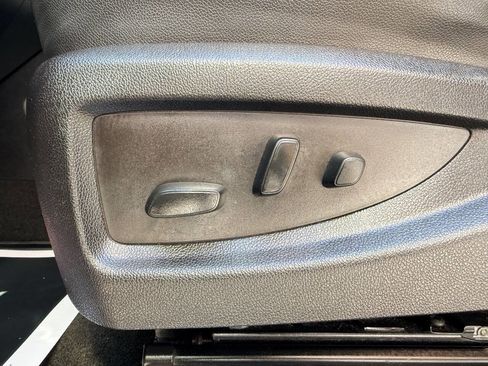 Used 2018 Chevrolet Silverado 2500 LTZ w/ Duramax Plus Package AWD/4WD image 20