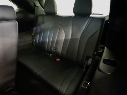 Used 2023 Acura MDX A-Spec image 31