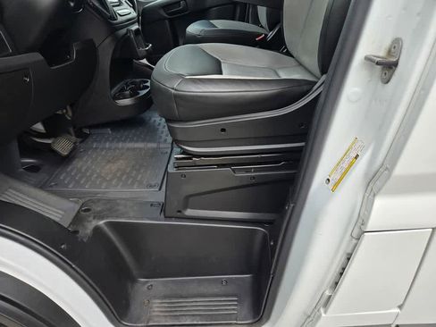 Used 2025 RAM ProMaster 3500 w/ Convenience Group FWD image 18
