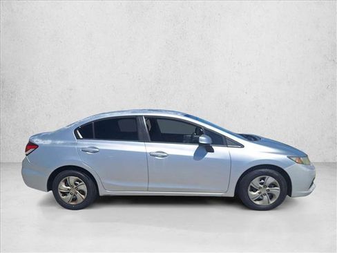 Used 2013 Honda Civic LX image 4