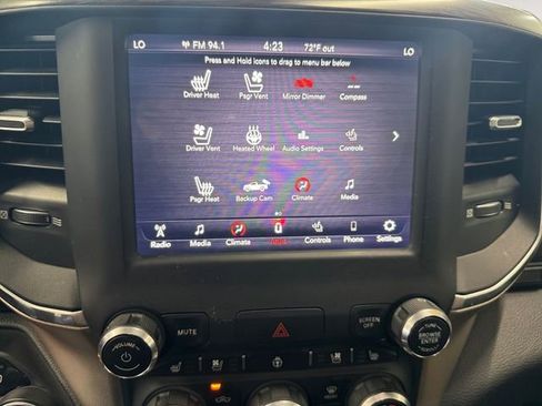 Used 2019 RAM 1500 Laramie AWD/4WD image 12