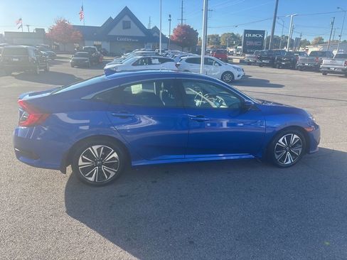 Used 2017 Honda Civic EX-T image 6