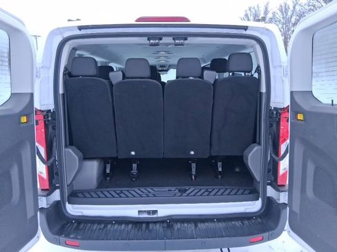 Used 2023 Ford Transit 350 XLT image 5