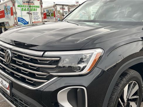 Used 2024 Volkswagen Atlas SEL image 9