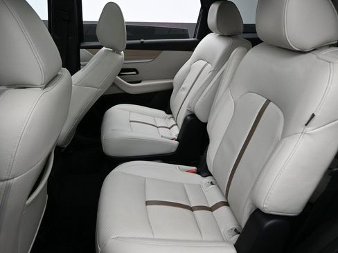 Used 2024 MAZDA CX-90 Plug-In Hybrid w/ Premium Plus image 29