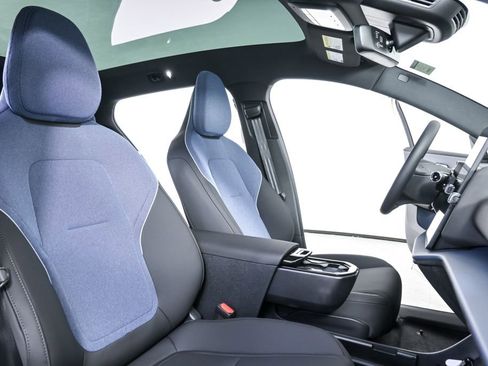 New 2026 Volvo EX30 Cross Country Ultra w/ Protection Package Premier AWD/4WD image 22
