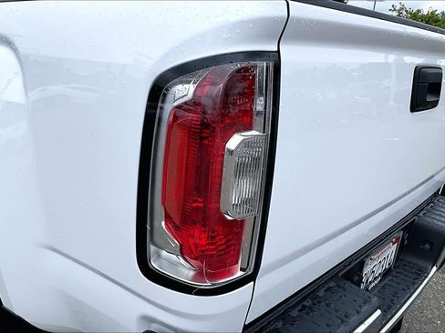 Used 2016 GMC Canyon SLT AWD/4WD image 28