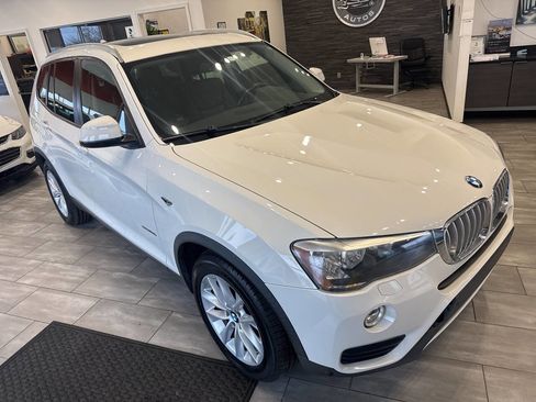 Used 2016 BMW X3 xDrive28i image 4