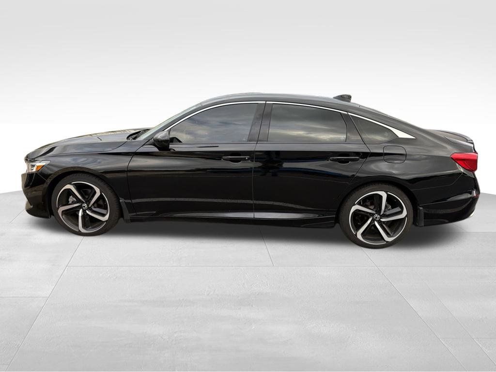 Used 2022 Honda Accord Sport image 4