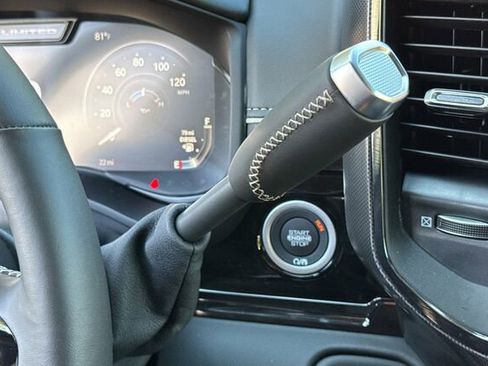 New 2026 RAM 2500 Limited AWD/4WD image 18