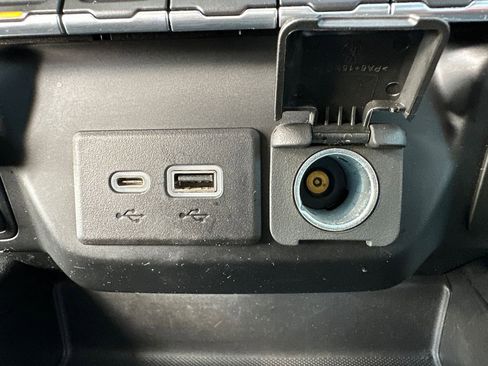 Used 2020 Chevrolet Silverado 1500 RST w/ All-Star Edition image 28