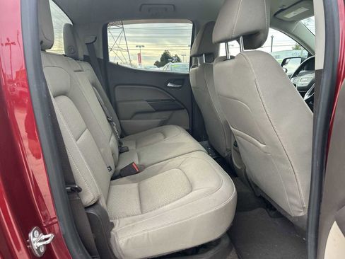 Used 2017 GMC Canyon SLE image 26