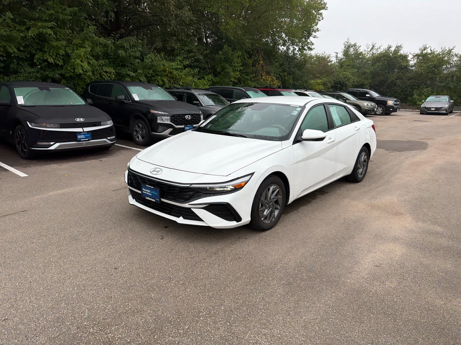 Certified 2024 Hyundai Elantra SEL FWD image 4