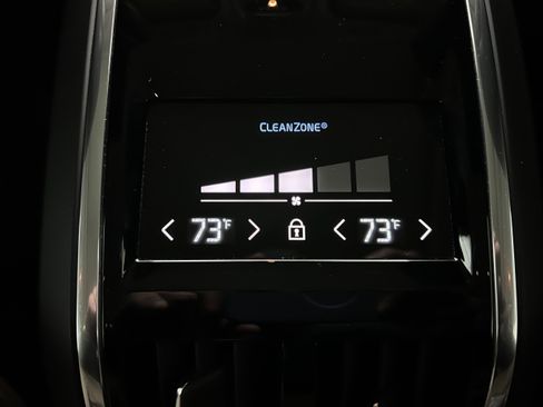 Used 2018 Volvo S90 T6 Inscription w/ Convenience Package image 27