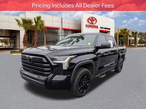 Used 2023 Toyota Tundra SR5 w/ SR5 Convenience Package AWD/4WD image 9