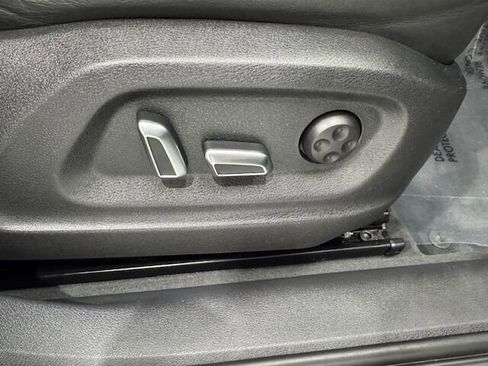 Used 2018 Audi Q3 2.0T Premium image 30