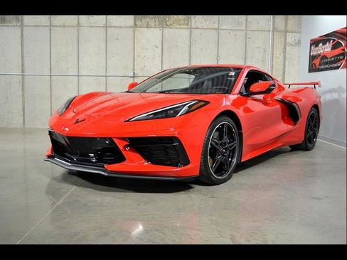 Used 2023 Chevrolet Corvette Stingray Preferred Cpe w/ Z51 Performance Package RWD image 4