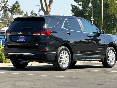 Used 2024 Chevrolet Equinox LT FWD image 2