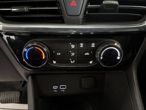 Certified 2024 Buick Encore GX Sport Touring w/ Comfort Package AWD/4WD image 19