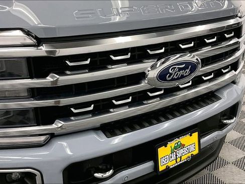 Used 2024 Ford F350 Platinum w/ FX4 Off-Road Package AWD/4WD image 34