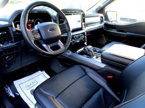 Used 2021 Ford F150 Lariat w/ Equipment Group 502A High AWD/4WD image 13