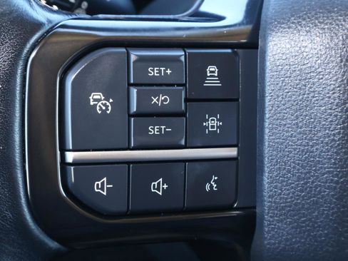 Used 2023 Ford Expedition Platinum image 29