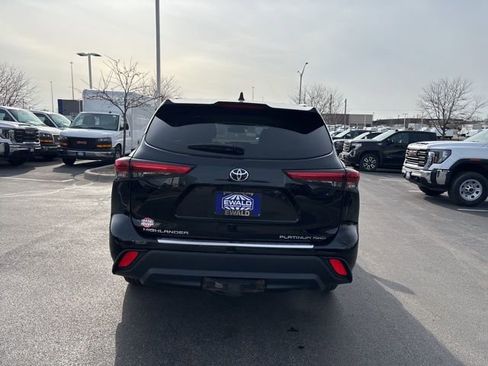 Used 2020 Toyota Highlander Platinum AWD/4WD image 5