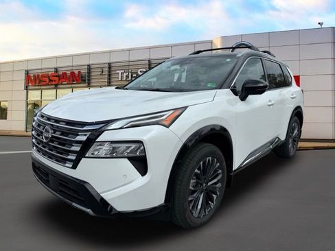 New 2026 Nissan Rogue Platinum w/ Platinum Premium Package image 2