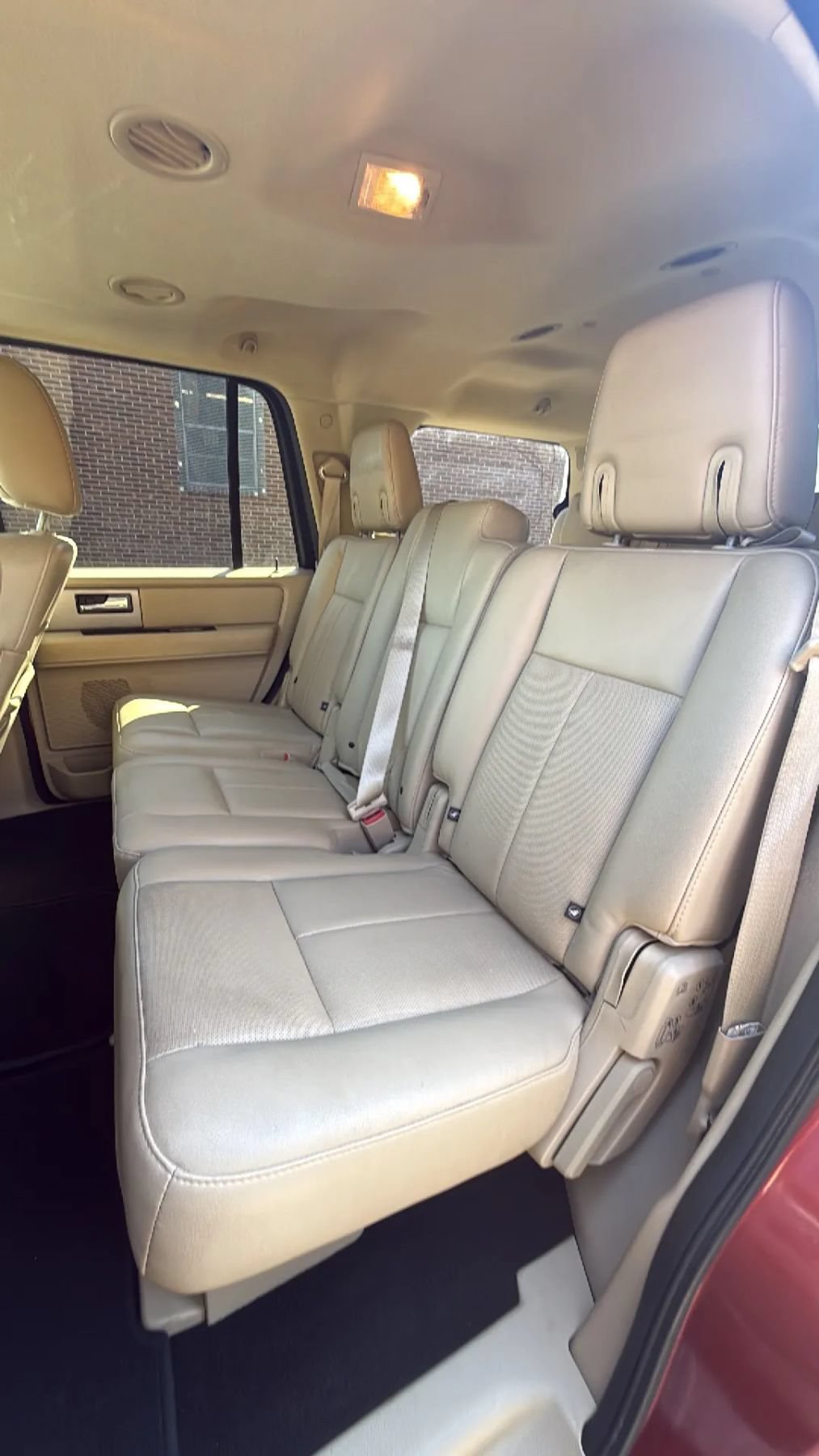 Used 2015 Ford Expedition Limited w/ Equipment Group 301A RWD image 29