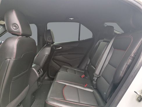 Used 2022 Chevrolet Equinox RS w/ RS Leather Package image 15