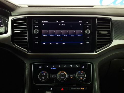Used 2020 Volkswagen Atlas Cross Sport SEL Premium AWD/4WD image 24